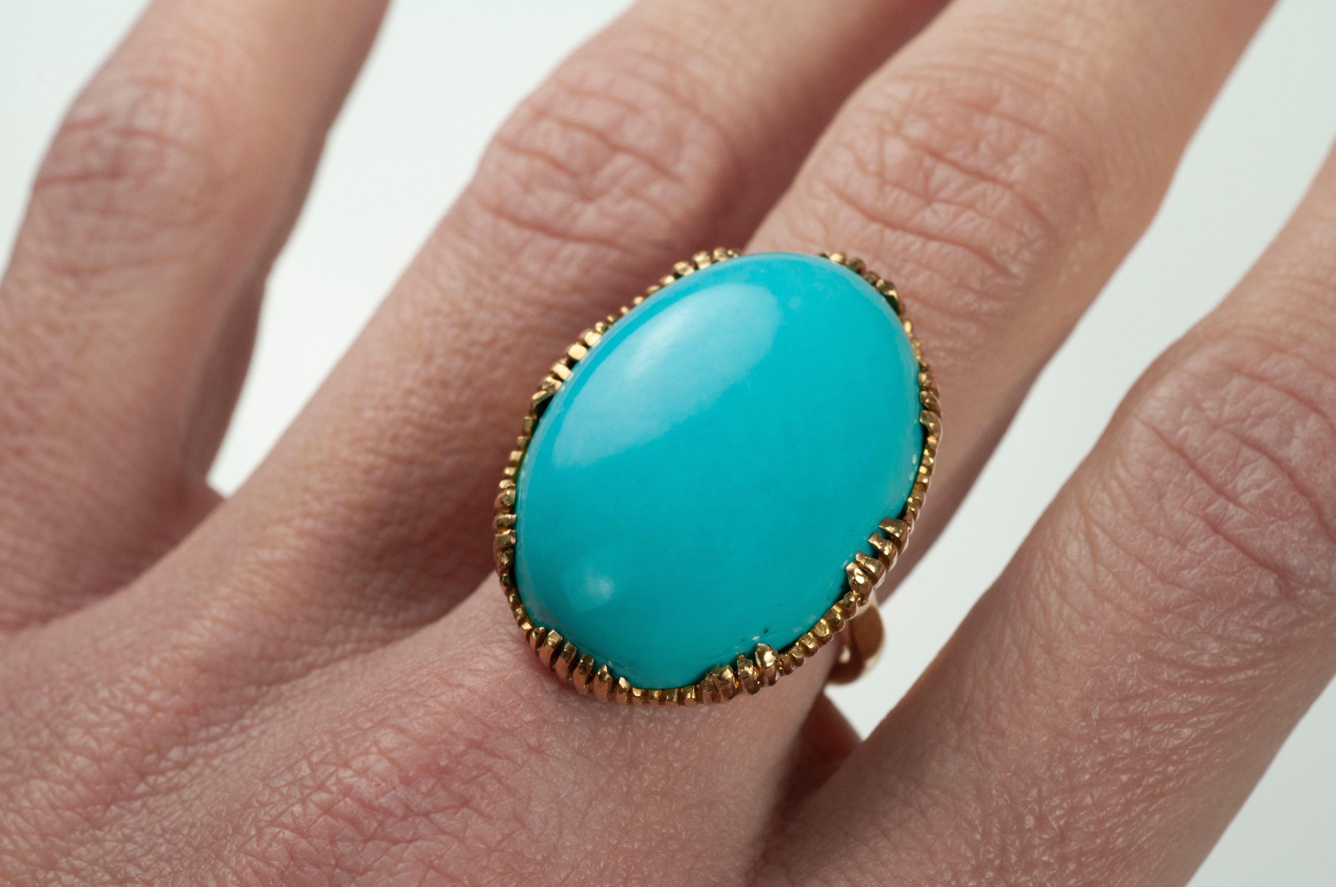 Artisan Sleeping Beauty Turquoise Cabochon 18 Karat Gold Ring SUNEERA