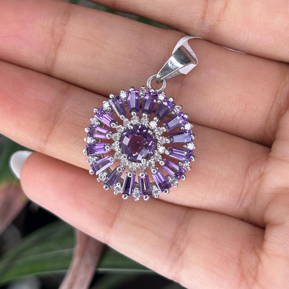 Women's Sunflower Amethyst Round Shape Pendant Gift for Her in Sterling Silver Jewelry For Sale