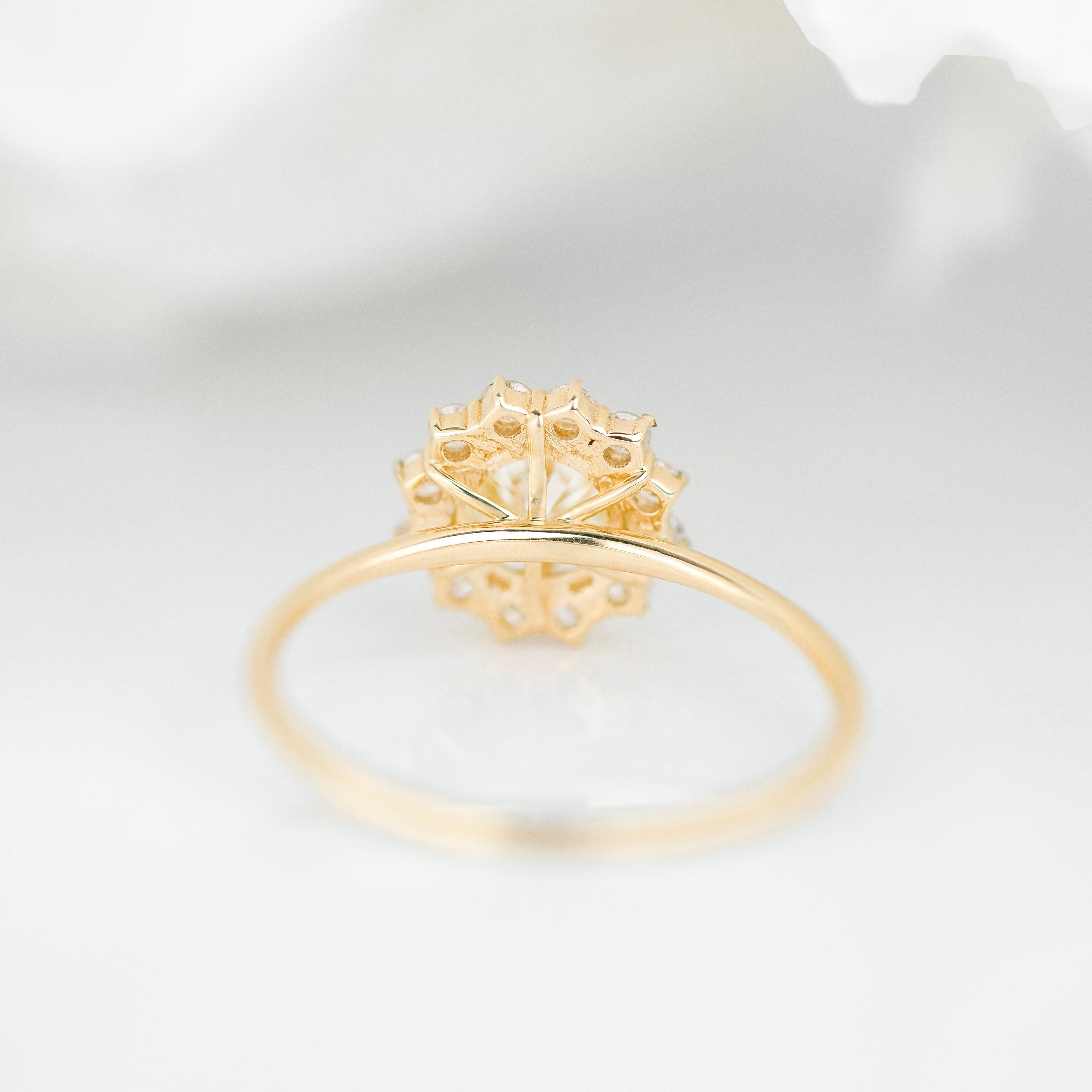 Art Deco Sunflower Custom Dizayn Diamond Ring, Engagement Ring and Entourage Ring For Sale