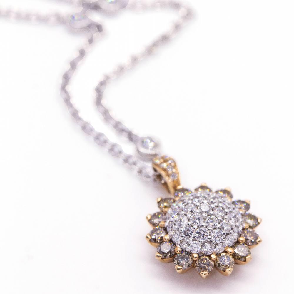 SUNFLOWER Necklace in Rose Gold and Diamonds In New Condition For Sale In BARCELONA, ES