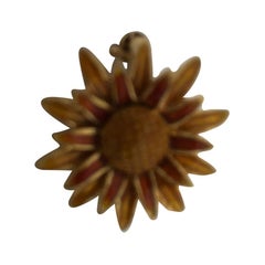 Vintage Sunflower Pin in 18 Karat Yellow Gold Nicely Enameled