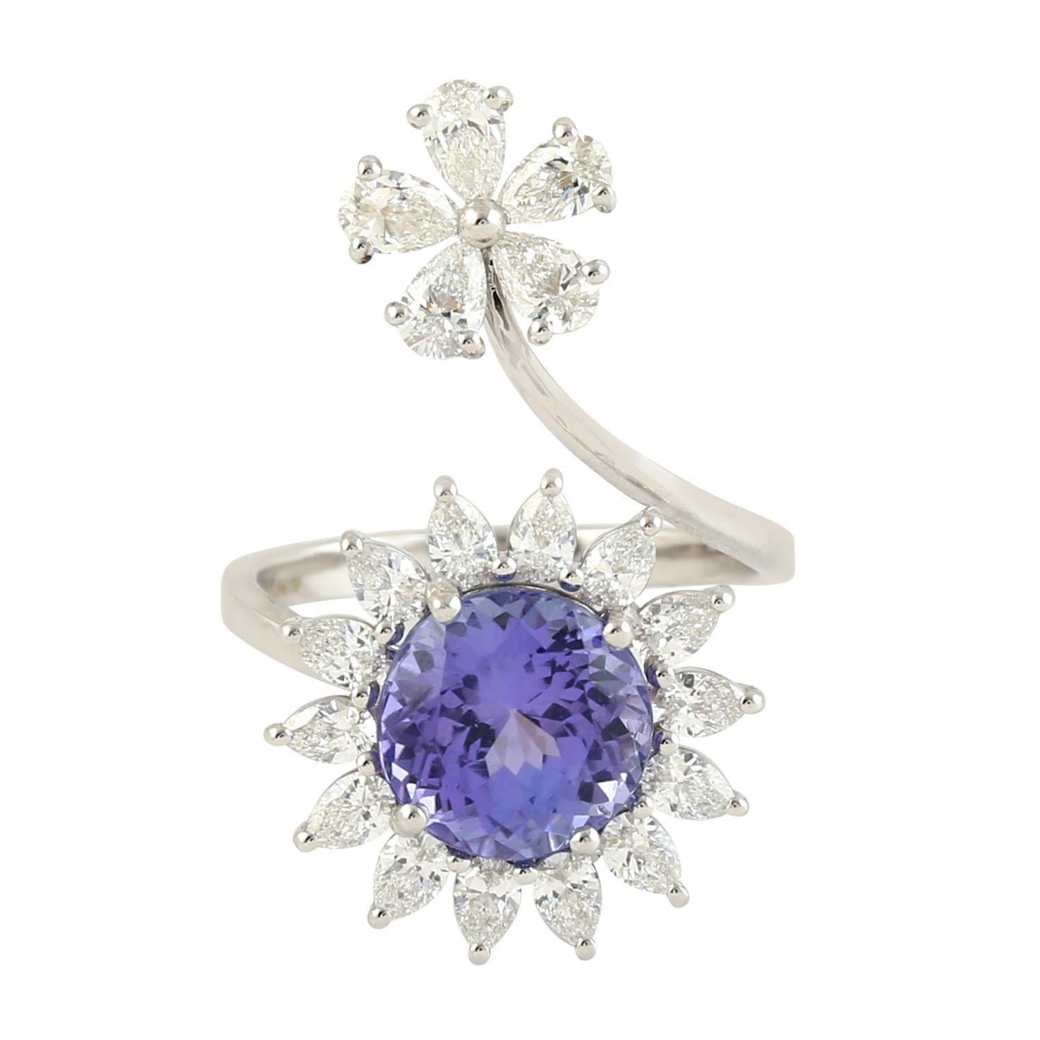 Contemporary Sunflower Resembling Ring With Tanzanite & Diamonds Made In 18k White Gold For Sale