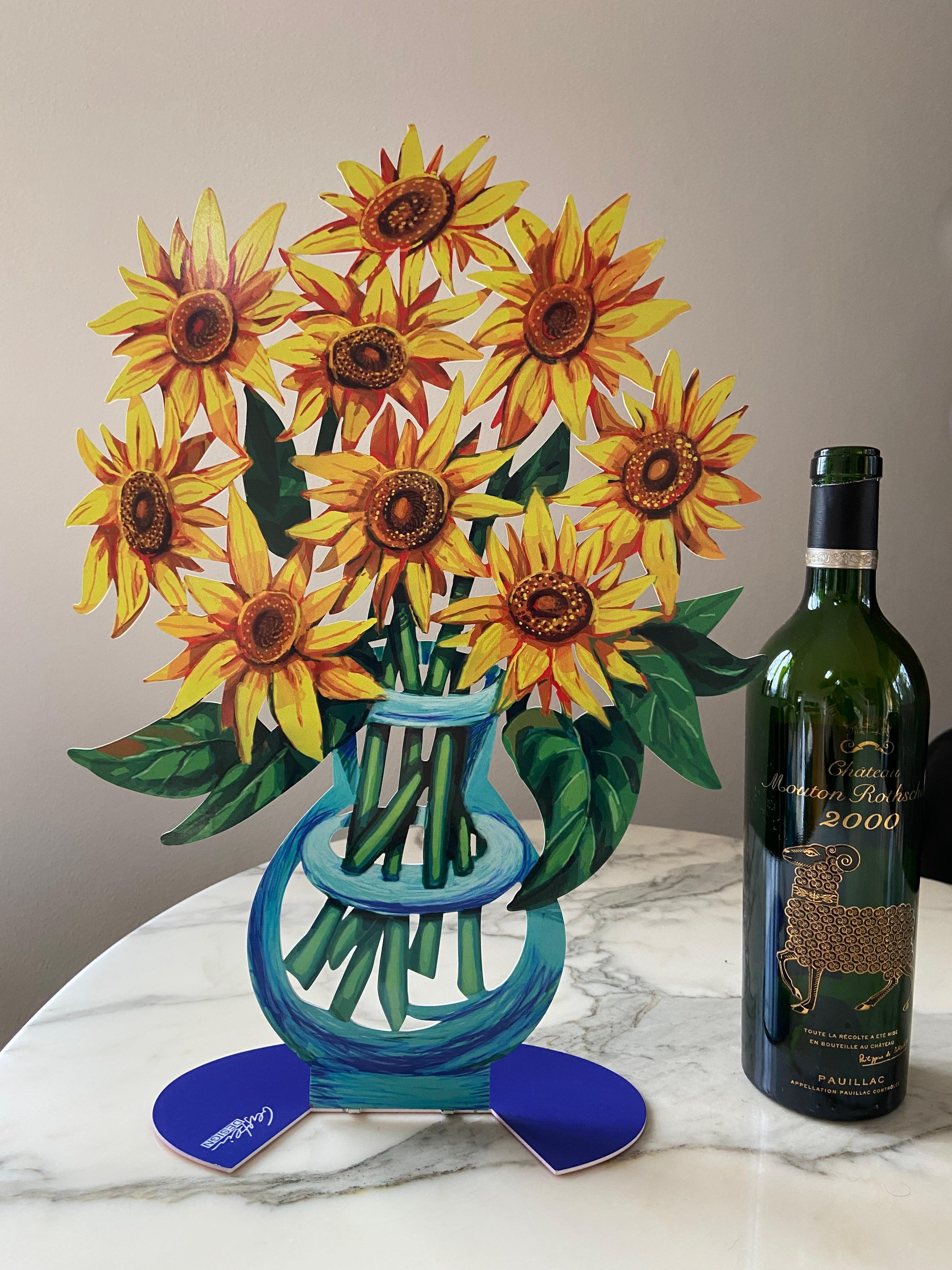 Sonnenblumen – Skulpturale Metallblumenvase aus Metall von David Gerstein (Lackiert) im Angebot