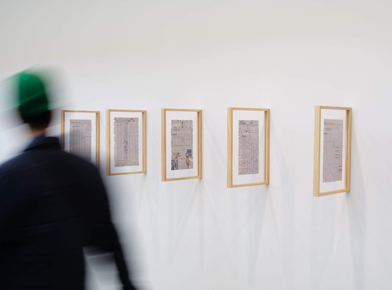 While Sung Neung Kyung has used newspapers as his artistic medium for over half a century, 
