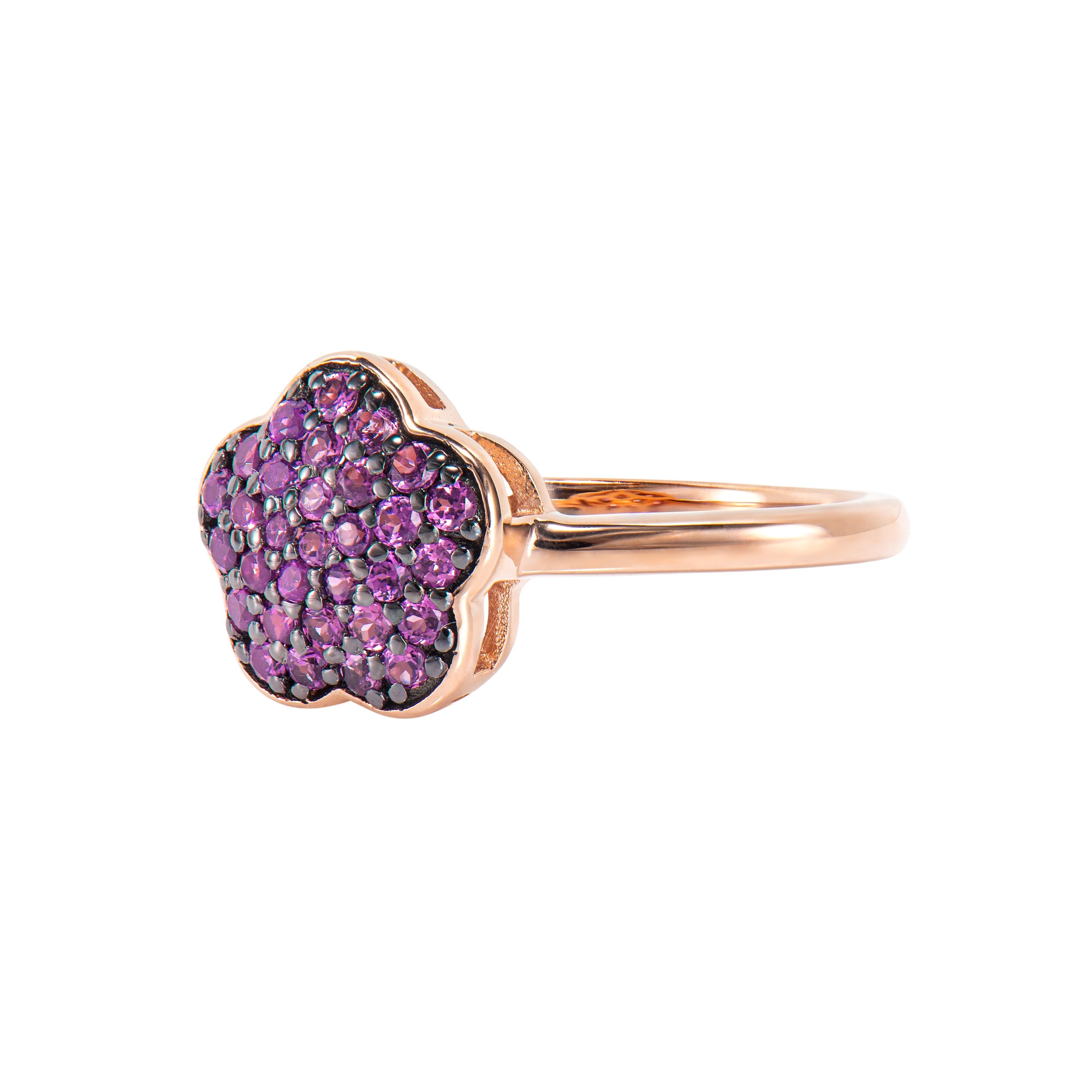 Sunita Nahata Rhodolith 0.56ct. Fancy Ring aus 14 Karat Roségold. (Rundschliff) im Angebot