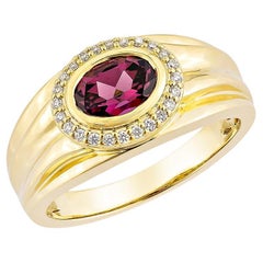 Sunita Nahata Rhodolite 1.06ct. Fancy Ring in 18KYG with White Diamond.