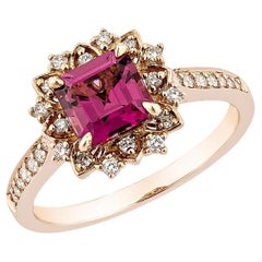 Anello Sunita Nahata con rodolite da 1,34 carati in 14KRG e diamante bianco.
