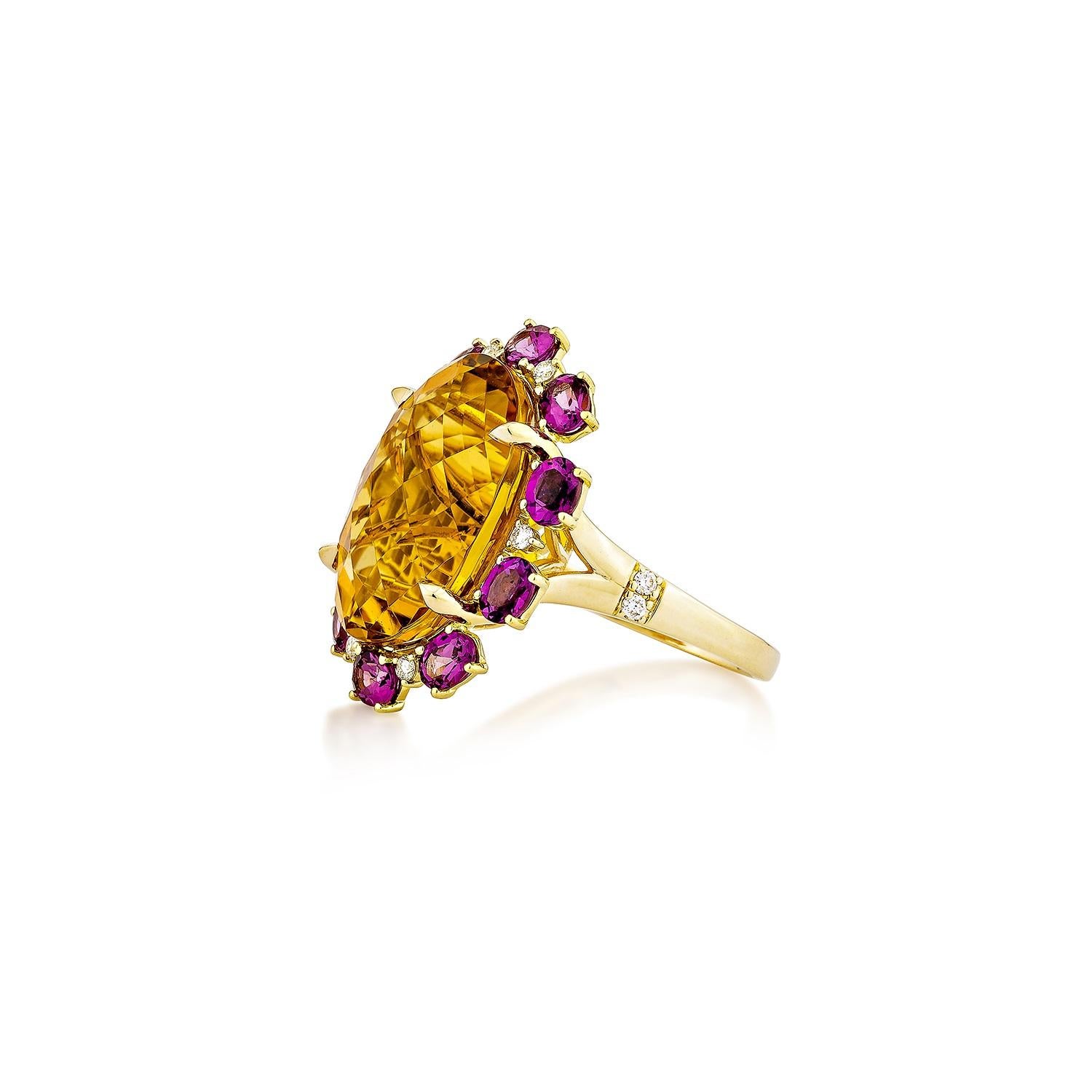 Oval Cut Sunita Nahata Citrine & Rhodolite 13.46ct. Fancy Ring in 18KYG with Diamond. For Sale