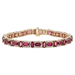 Sunita Nahata Rhodolite 13.58 carats Bracelet en 14 carats avec diamant blanc.