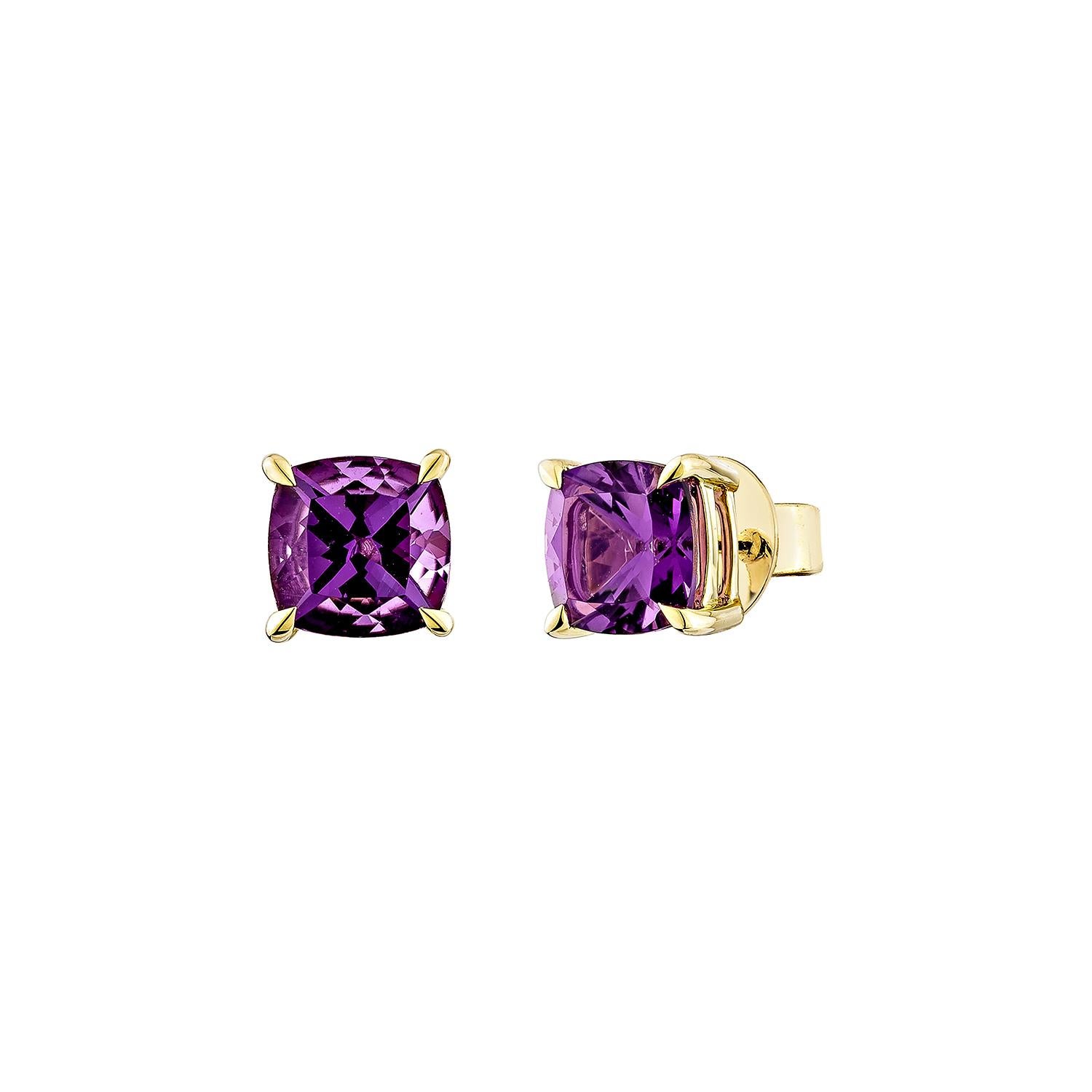 Cushion Cut Sunita Nahata Amethyst 1.72ct. Stud Earring in 14Karat Yellow Gold. For Sale