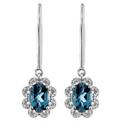 Sunita Nahata London Blauer Topas 1.75 Karat. Tropfenohrringe aus 14KWG mit Diamanten.