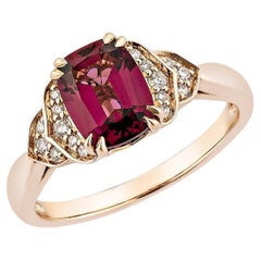 Sunita Nahata Rhodolite 1.79 carats Bague fantaisie 14 carats avec diamant blanc.