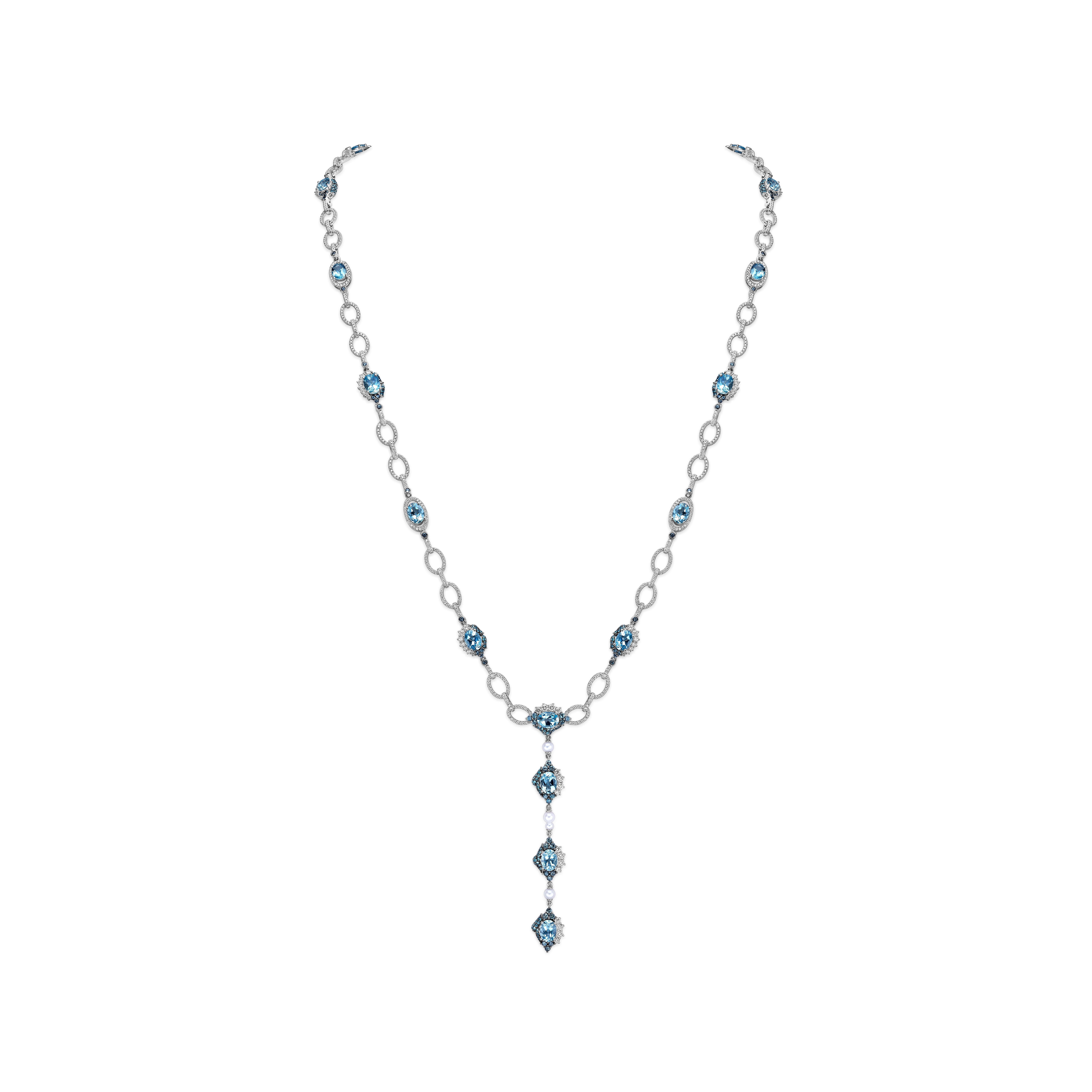 Exquisite Aquamarin-Halskette aus 18 Karat Weißgold, geschmückt mit seltenen Alexandriten, Paraiba-Turmalin, leuchtenden Perlen und funkelnden Diamanten. Ein Zeichen von Eleganz und Raffinesse.

Aquamarin-Halskette in 18KWG mit Alexandrit, Paraiba,