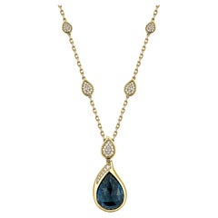 Sunita Nahata London Blue Topaze 21.07 carat Collier 18 carats avec diamants blancs