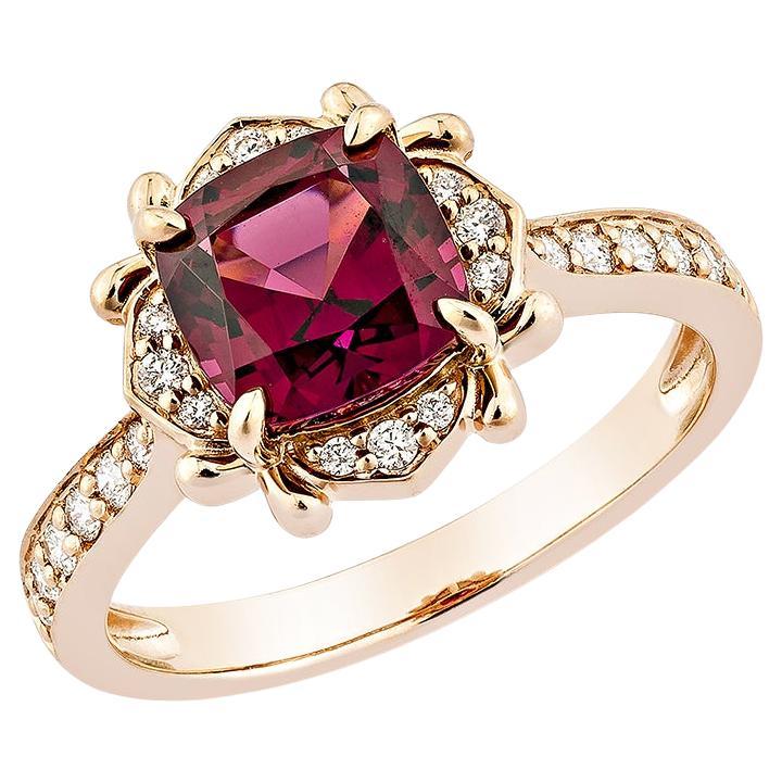 Sunita Nahata Rhodolite 2.16ct. Fancy Ring in 14KRG with White Diamond.