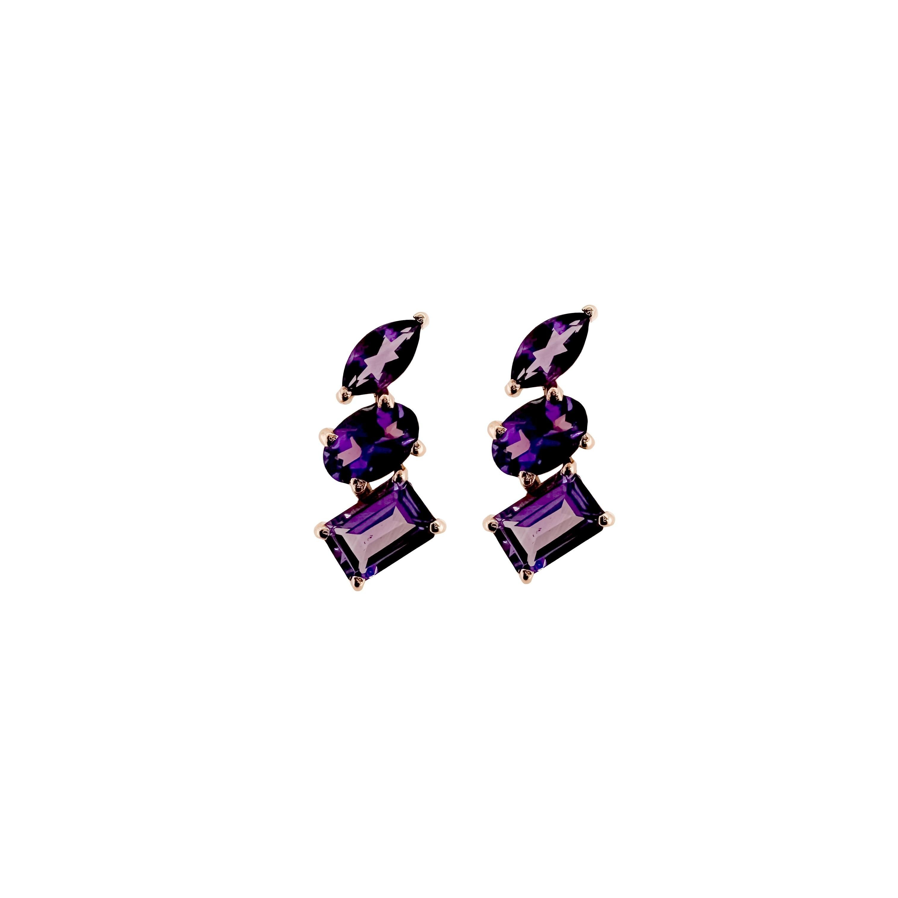Contemporaneo Sunita Nahata Ametista 2.29ct. Orecchini a goccia in 14KRG. in vendita