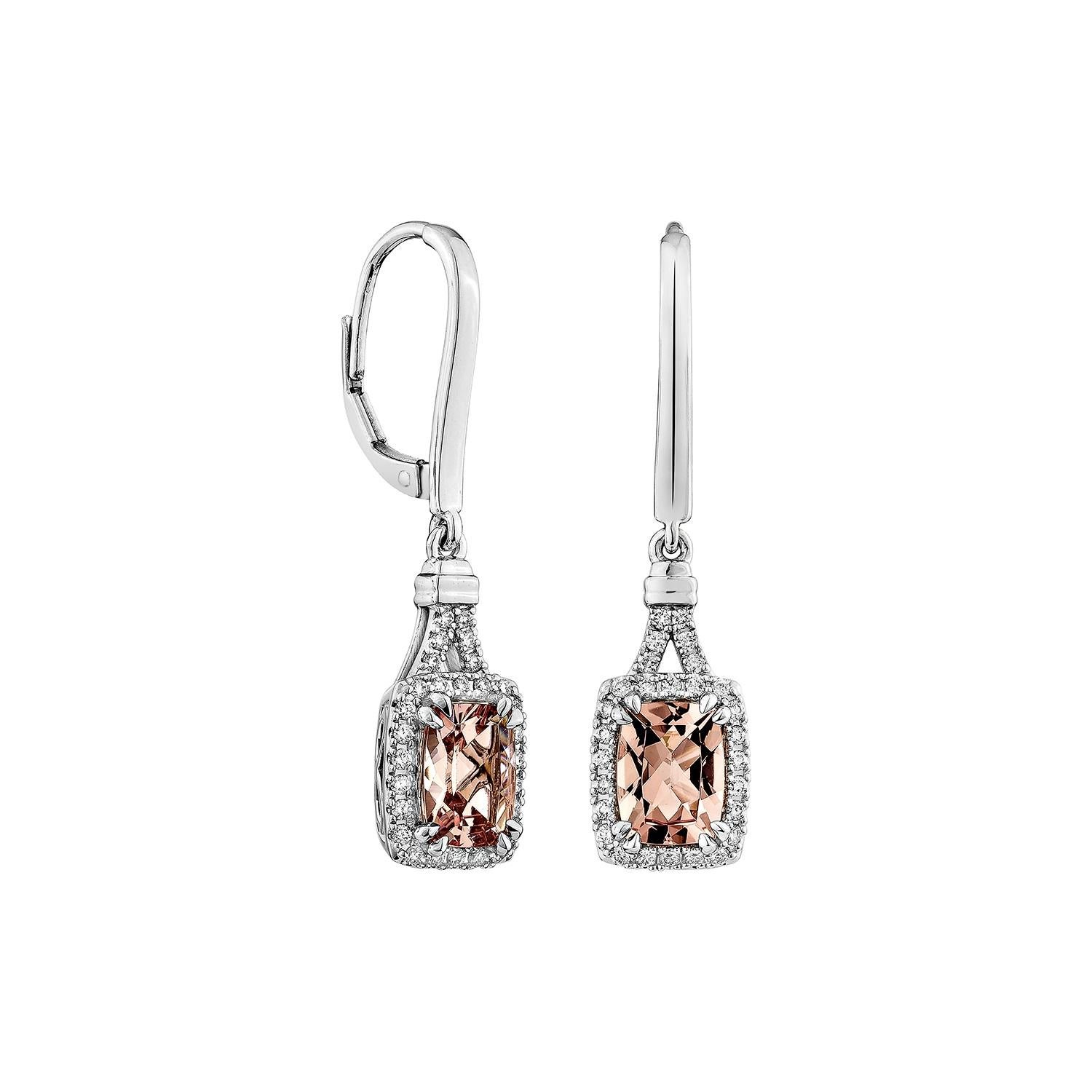 Esta colección incluye una gama de Morganita rosa, que es un símbolo del amor y las relaciones, lo que la convierte en una elección excelente para diversas aplicaciones. Acentuado con Diamantes Blancos, este Pendiente está fabricado en Oro Blanco y