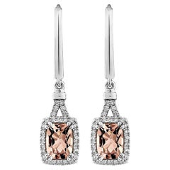 Sunita Nahata, Morganite rose 2.38 carat Boucles d'oreilles en 18KWG avec diamant.