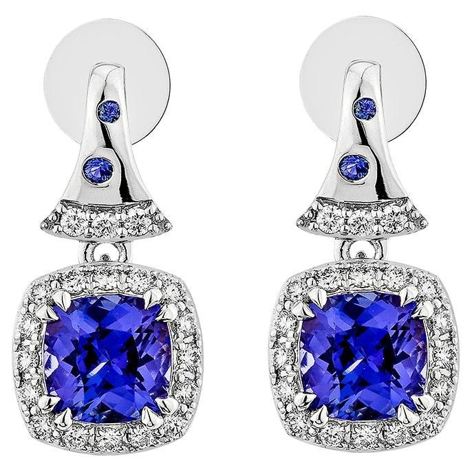 Sunita Nahata Tanzanite e Zaffiro 2.44ct. Orecchini a goccia in 18KWG con diamante.