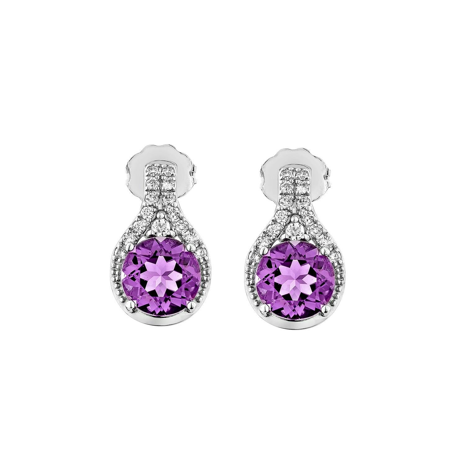 Contemporaneo Sunita Nahata Ametista 2.45ct. Orecchino a goccia in 14KWG con diamante bianco. in vendita