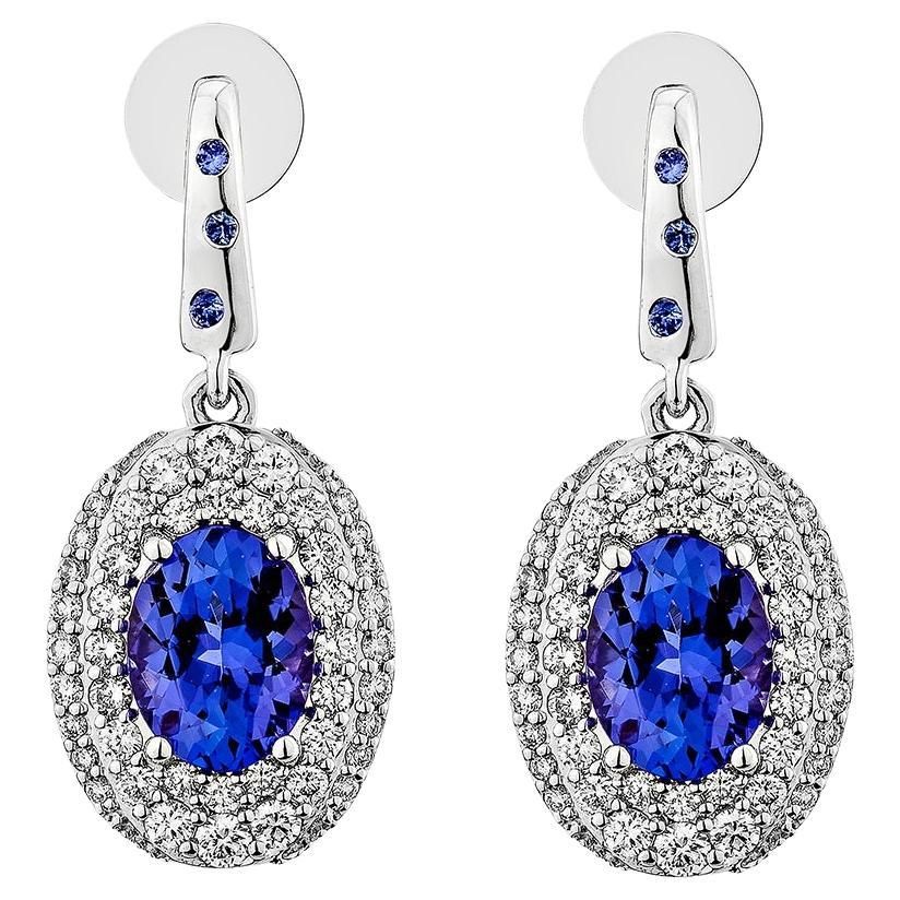 Sunita Nahata Tanzanite et saphir 2.60ct. Pendants d'oreilles en 18KWG avec diamant.