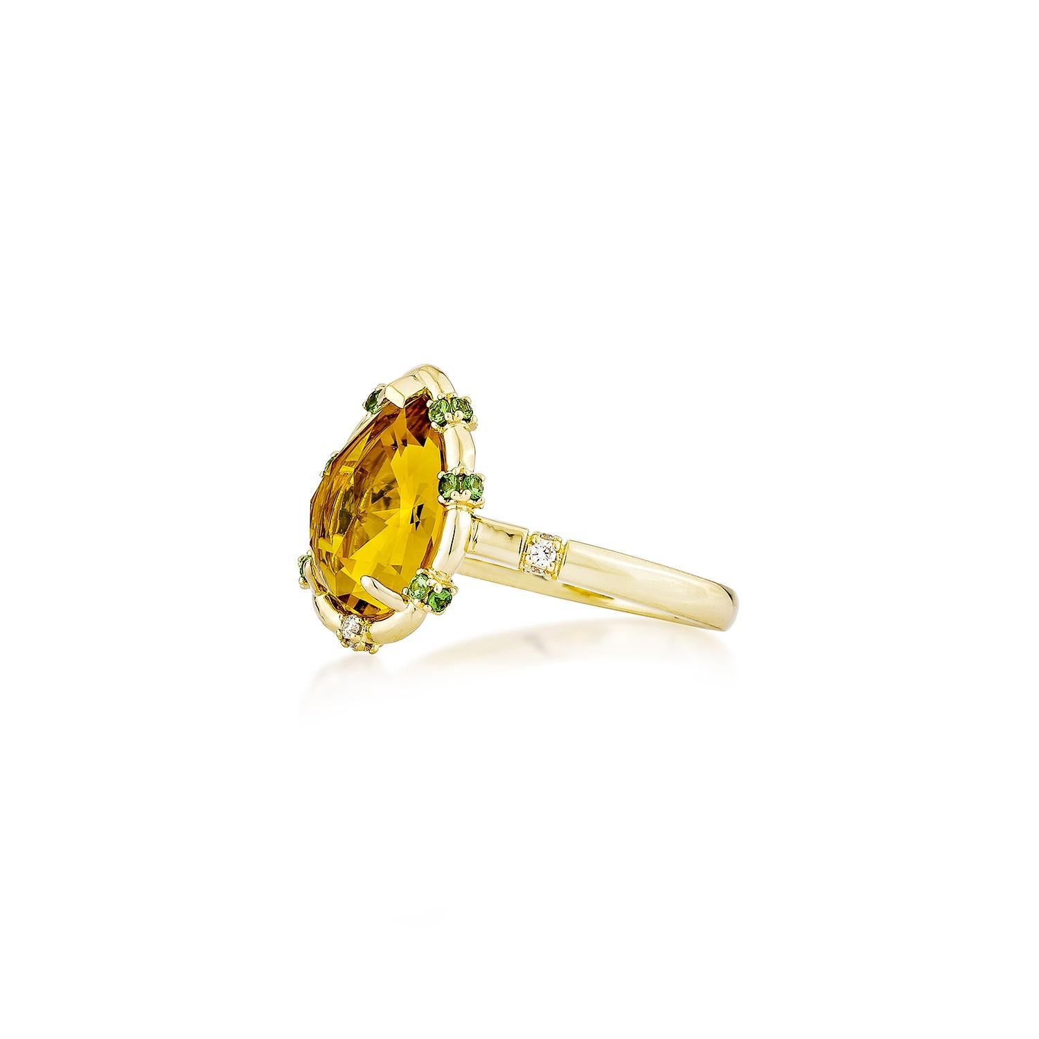 Pear Cut Sunita Nahata Citrine 2.63ct. Ring in 18KYG with Tsavorite & White Diamond. For Sale