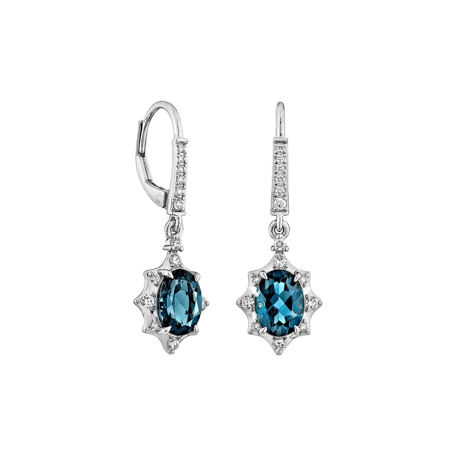Sunita Nahata London Blauer Topas 2.76 Karat. Tropfenohrringe aus 14KWG mit Diamanten. (Ovalschliff) im Angebot