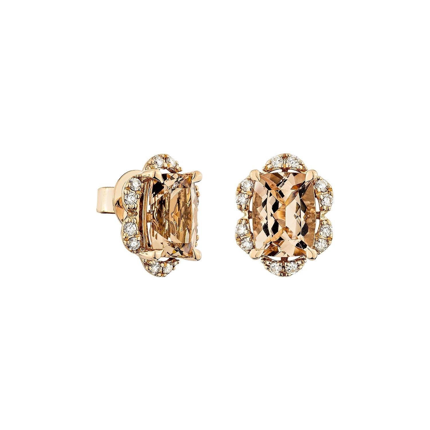 Questa collezione comprende una serie di Morganite, simbolo dell'amore e delle relazioni, che la rende una scelta eccellente per una varietà di applicazioni. Accentuato da diamanti bianchi, questo orecchino è realizzato in oro rosa e presenta un
