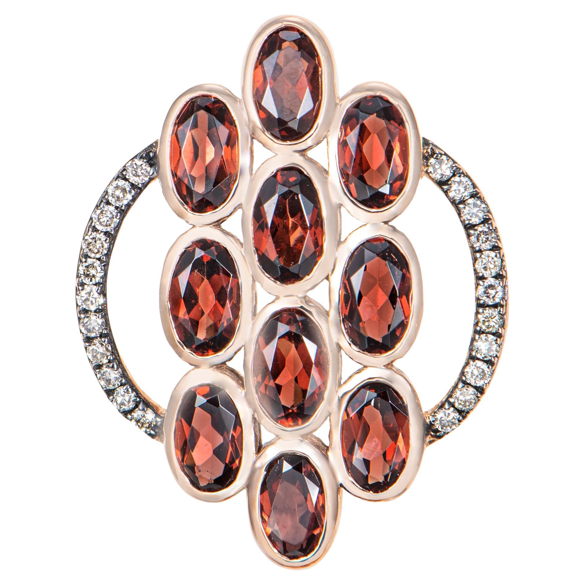 Sunita Nahata Grenat rouge 3.10ct. Pendentif en 14KRG avec diamant Brown. en vente