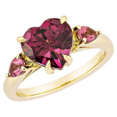 Sunita Nahata Rodolita y turmalina rosa 3,16ct. Anillo de fantasía en 18KYG.
