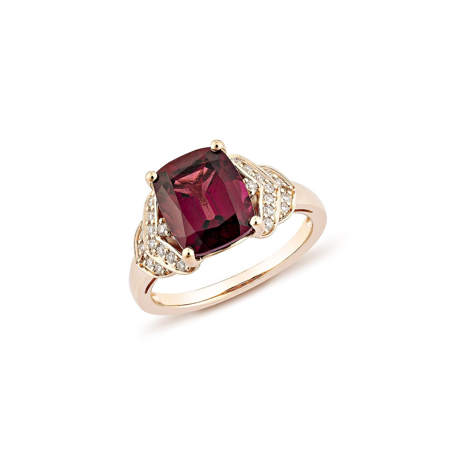 Contemporary Sunita Nahata Rhodolite 4.04ct. Fancy Ring in 14KRG with White Diamond. For Sale