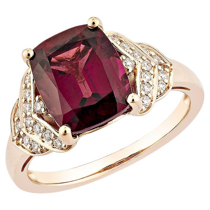 Sunita Nahata Rhodolite 4.04ct. Fancy Ring in 14KRG with White Diamond.
