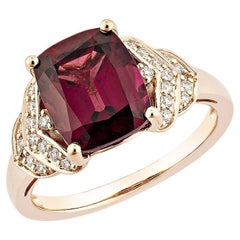 Sunita Nahata Rodolita 4.04ct. Anillo de fantasía en 14KRG con diamante blanco.