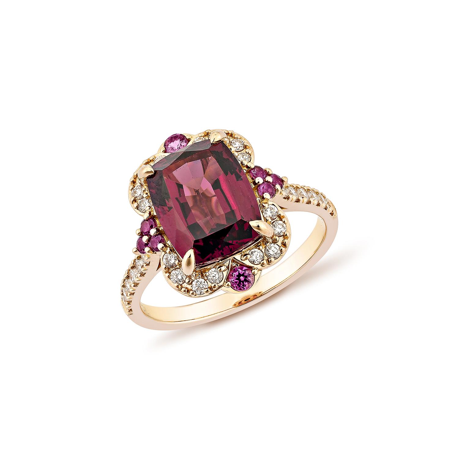 Contemporary Sunita Nahata Rhodolite 4.05ct. Fancy Ring in 18KRG with White Diamond. For Sale