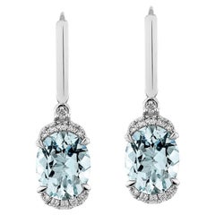Sunita Nahata Aquamarin 4.19ct. Tropfenohrringe aus 18KWG mit Diamanten.
