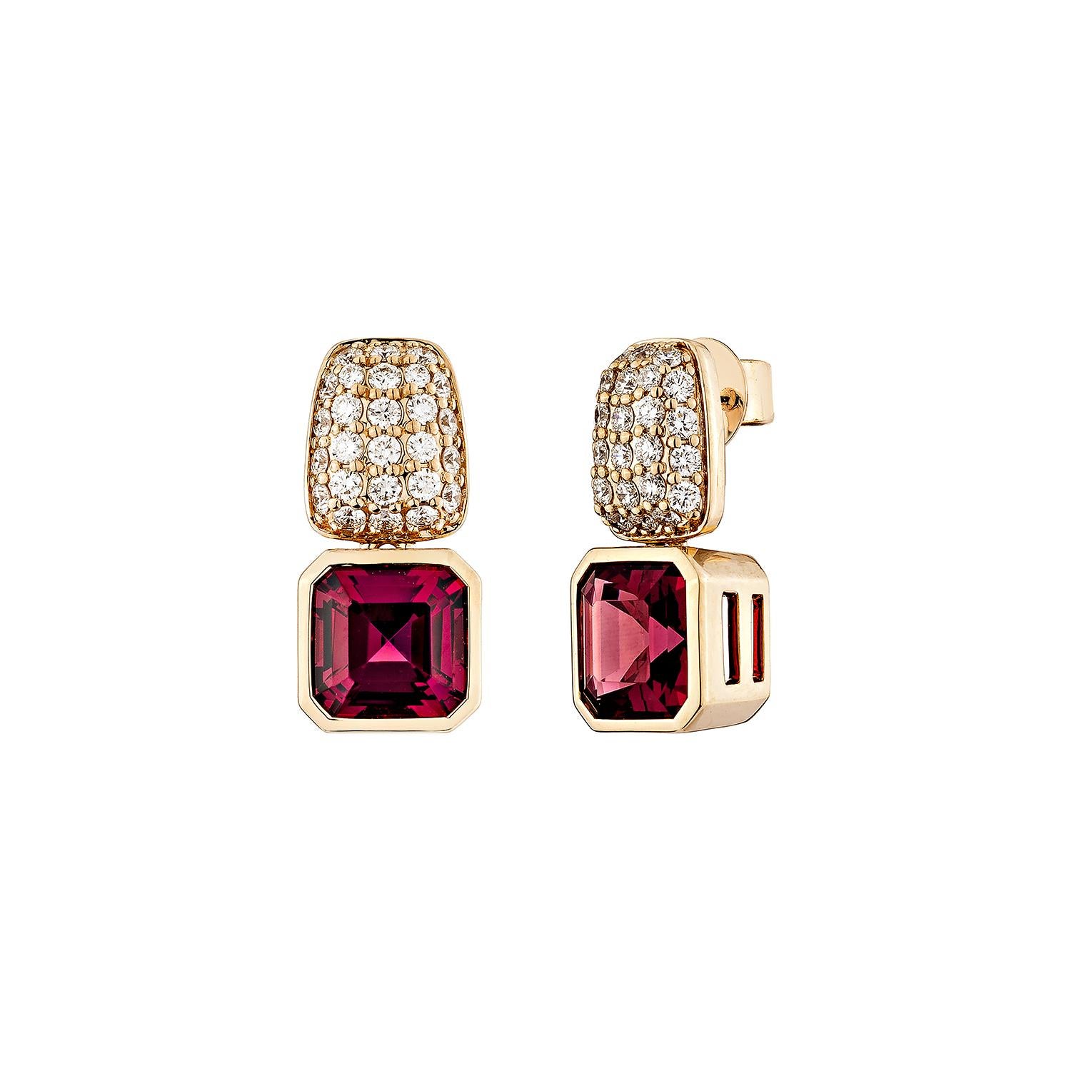 Ottagono Sunita Nahata Rodolite  4,25ct. Orecchino a goccia in 18KRG con diamante bianco. in vendita