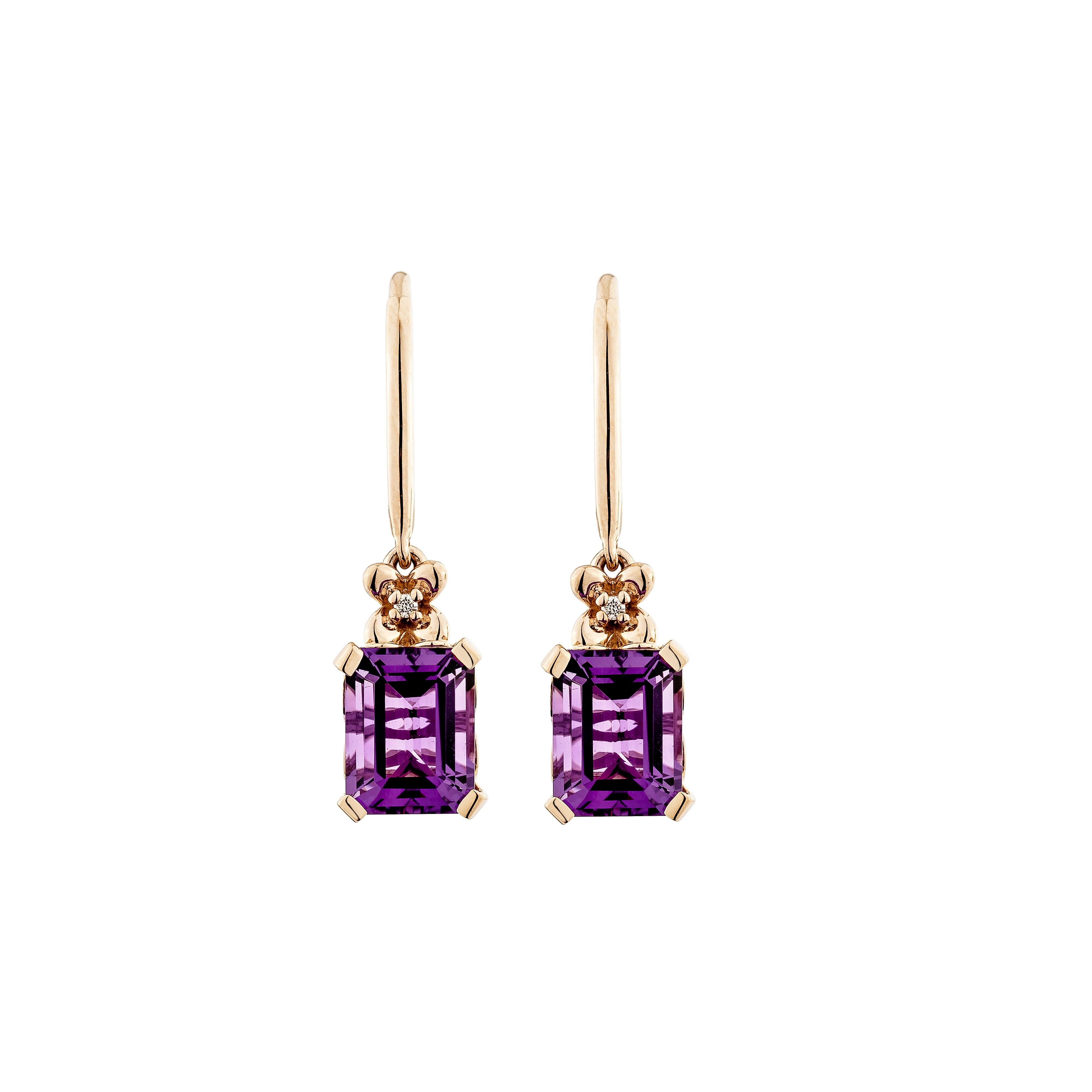Contemporaneo Sunita Nahata Ametista 4.29ct. Orecchino a goccia in 14KRG con diamante bianco. in vendita