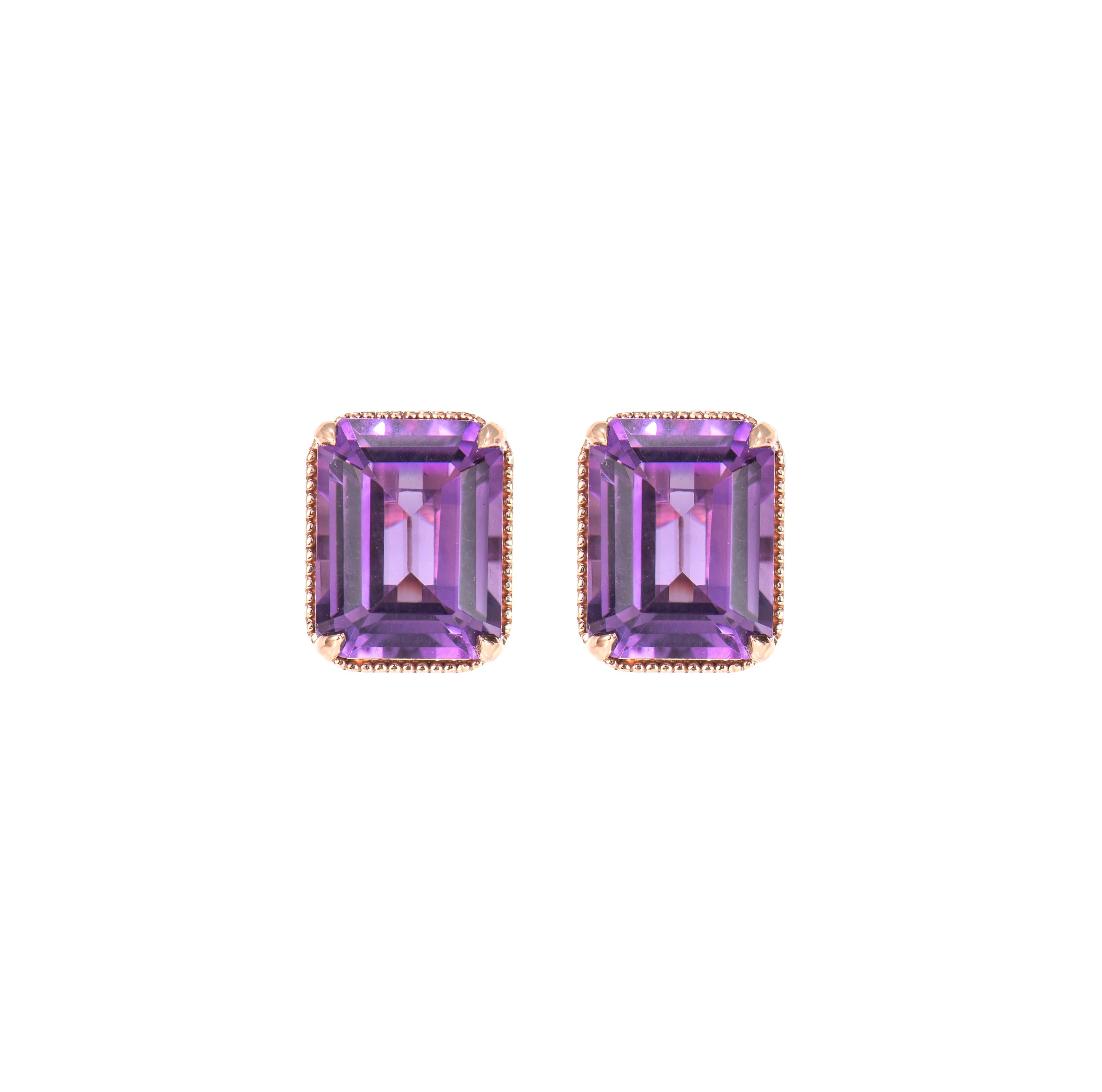Presentato Un delizioso set di ametiste per chi apprezza la qualità e vuole indossarlo in qualsiasi occasione o celebrazione. Gli orecchini con ametista in oro rosa,  offrono un aspetto classico ed elegante.

Orecchino con ametista in oro rosa 14