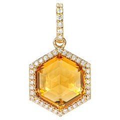Sunita Nahata Citrine 4.85 carats Pendentif en 18 carats avec diamants.