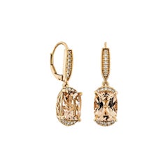 Sunita Nahata Morganit 4.89ct. Tropfenohrringe aus 18KRG mit Diamanten.