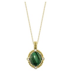Sunita Nahata Malachite  5,70ct. Pendentif en 14 carats avec diamant blanc.