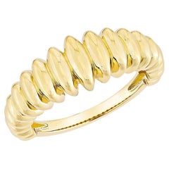 Sunita Nahata Fancy Ring in 18Karat Yellow Gold.