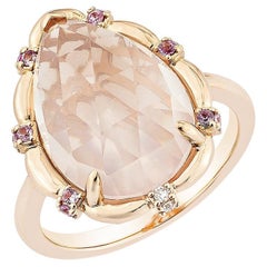 Sunita Nahata Cuarzo rosa  6,30ct. Anillo en 18KRG con Zafiro y Diamante Blanco.