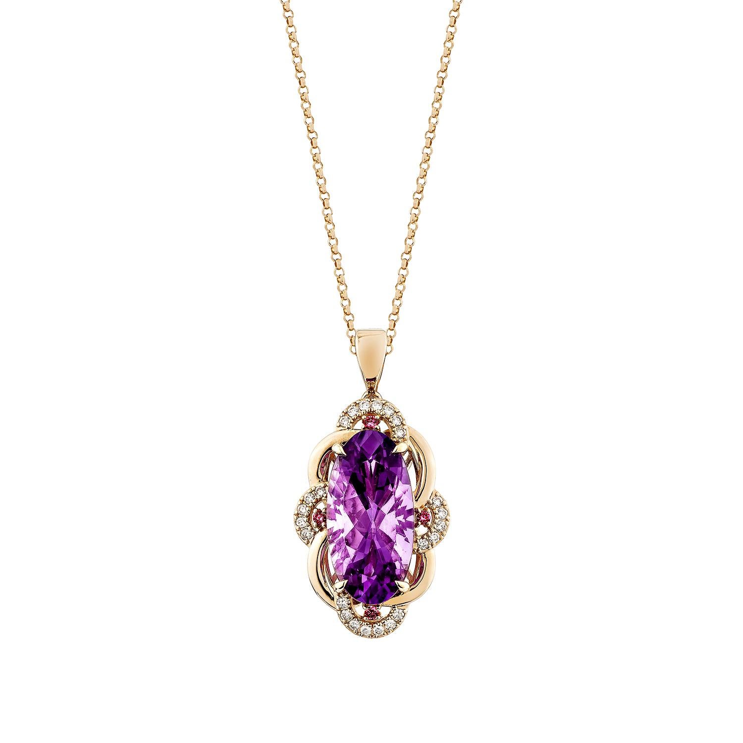 Questo affascinante ciondolo è caratterizzato da un'ametista ovale dalle tonalità intense, che emana un fascino regale. Abbinato a una vibrante rodolite di forma rotonda, il design mostra uno splendido gioco di tonalità viola e rosa. Eleganza e