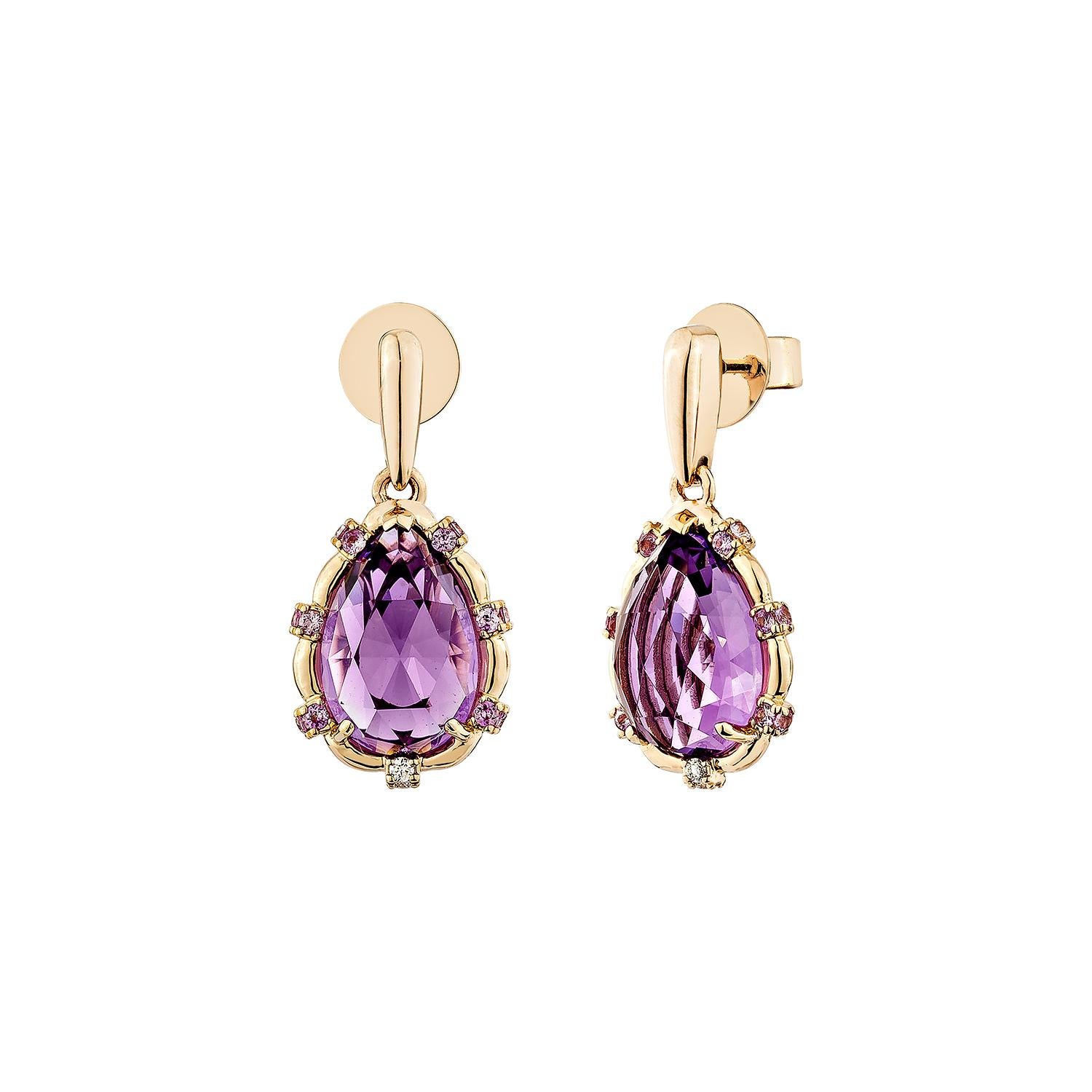 Taglio a goccia Sunita Nahata Ametista 6.83ct. Orecchino a goccia in 18KRG con zaffiro e diamante. in vendita