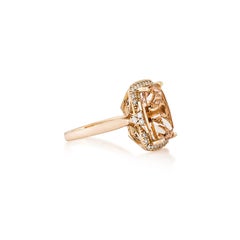 Sunita Nahata Morganit 7.12ct. Fancy Ring aus 18KRG mit Diamant.