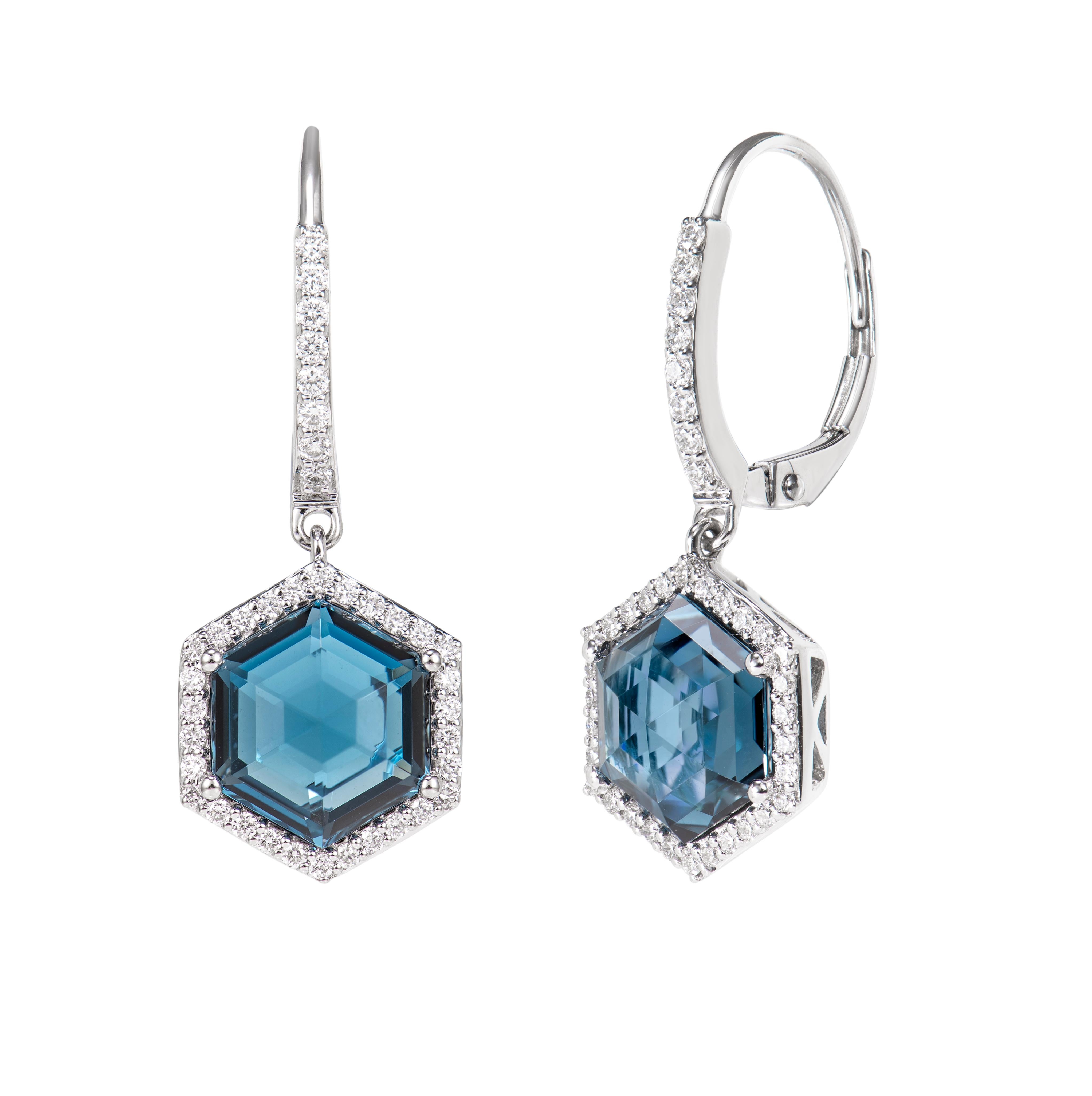 Sunita Nahata London Blauer Topas 7.25 Karat. Tropfenohrringe aus 18KWG mit Diamanten. (Hexagonschliff) im Angebot