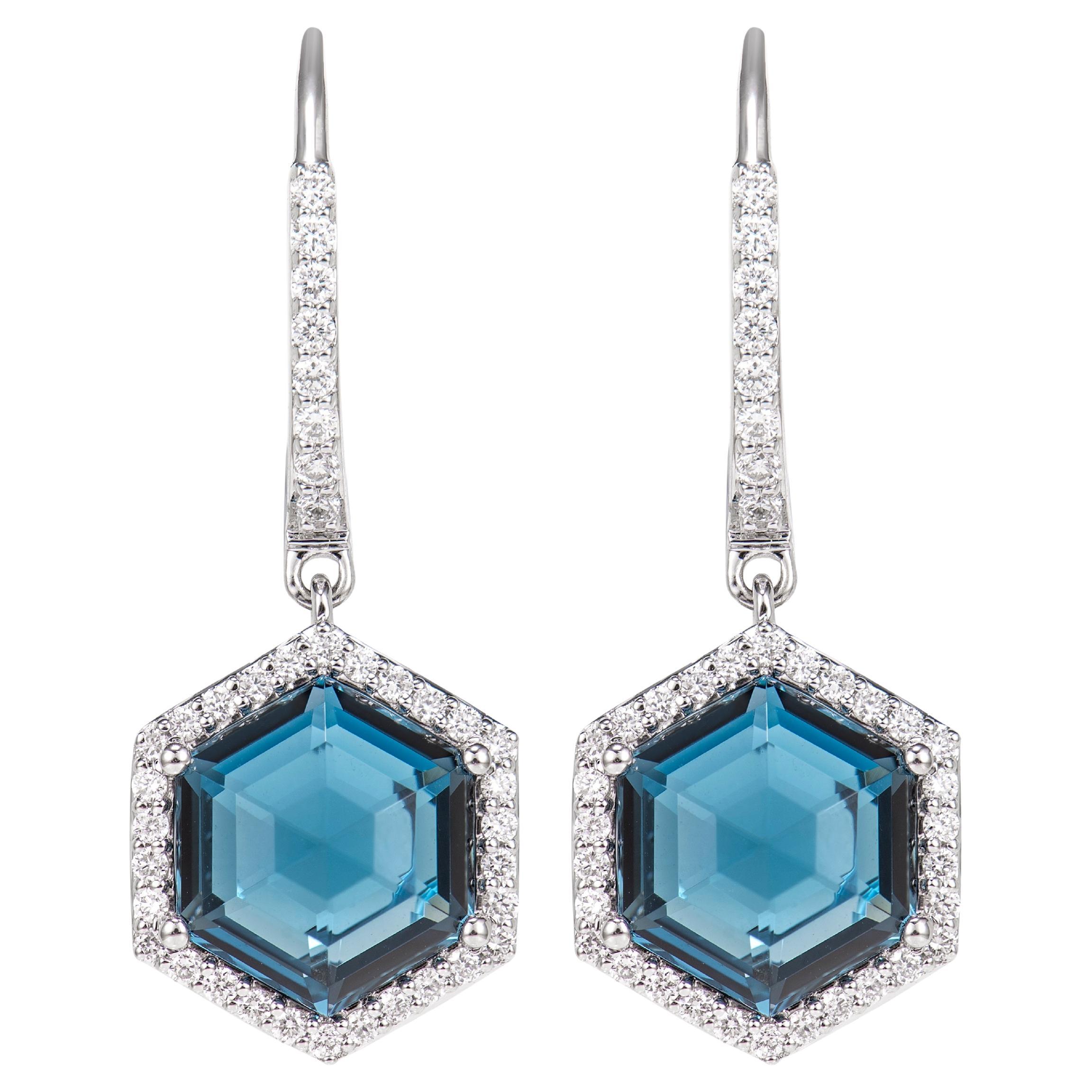 Sunita Nahata London Blauer Topas 7.25 Karat. Tropfenohrringe aus 18KWG mit Diamanten.