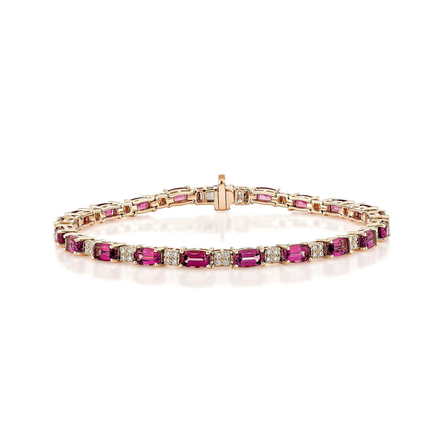 Contemporary Sunita Nahata  Rhodolite 7.48ct. Bracelet in 14Karat Rose Gold with Diamond. For Sale