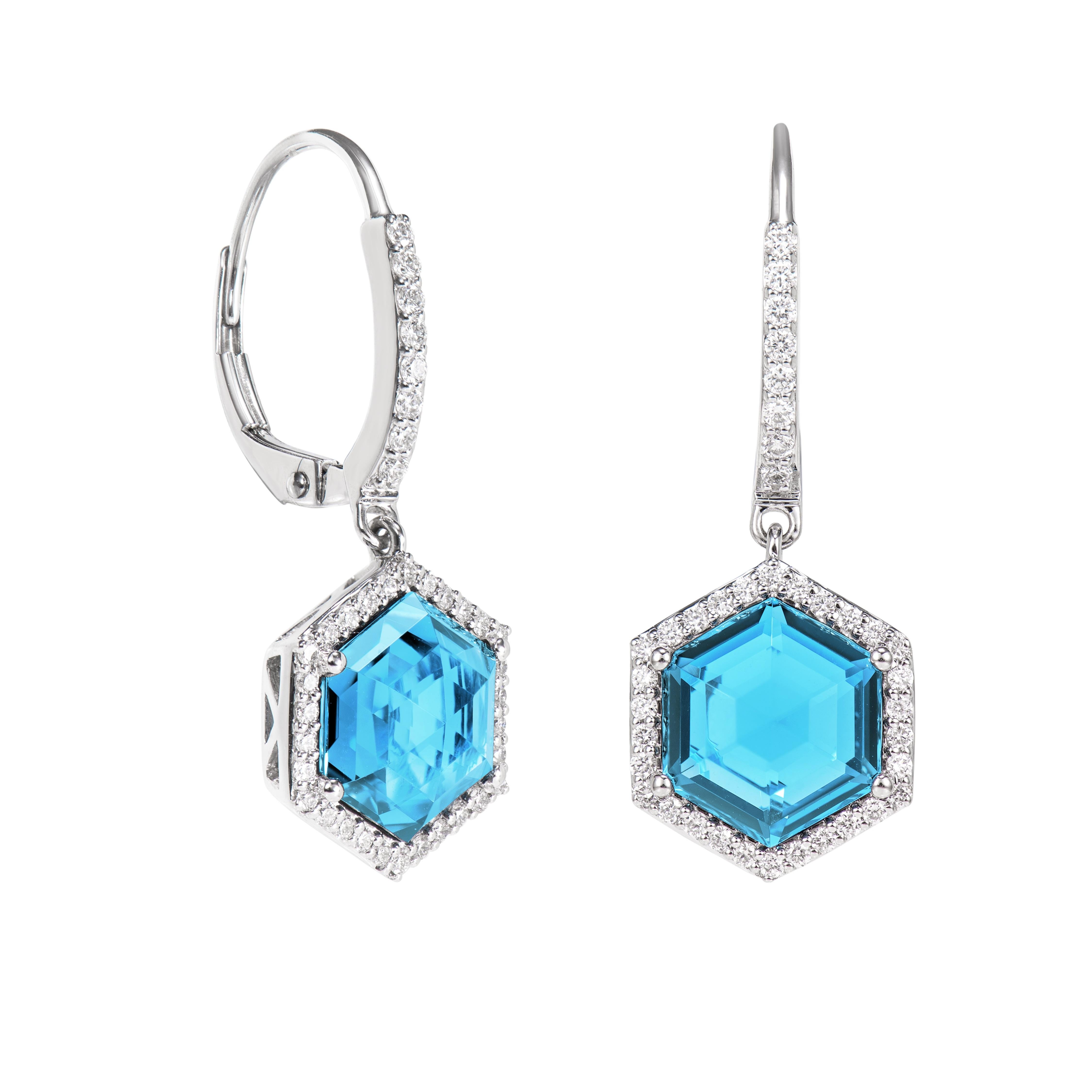 Si tratta di orecchini a goccia di topazio blu svizzero a forma di esagono briolette. Gli orecchini sono eleganti e possono essere indossati in molte occasioni. Il topazio blu svizzero che circonda l'orecchino aggiunge bellezza ed eleganza